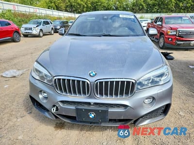 Piąte zdjęcie samochodu w środku: 2017 BMW X6 XDRIVE50I VIN:5UXKU6C32H0S99779 - miniatura