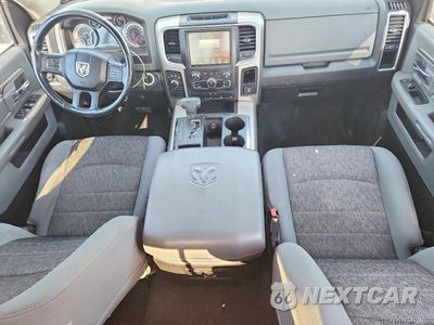 Zdjęcie 12 z 21 samochodu: 2013 RAM 1500 SLT VIN:1C6RR7GT9DS570926 - miniatura