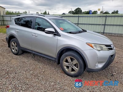 Czwarte zdjęcie samochodu z boku: 2015 TOYOTA RAV4 XLE VIN:2T3RFREV2FW265425 - miniatura