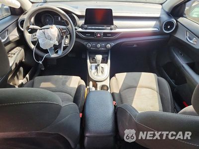 Zdjęcie 8 z 12 samochodu: 2023 KIA FORTE LXS VIN:3KPF24AD6PE623198 - miniatura