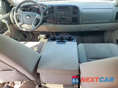 Zdjęcie 8 z 12 samochodu: 2013 CHEVROLET SILVERADO K1500 LT VIN:1GCRKSE71DZ309285 - miniatura