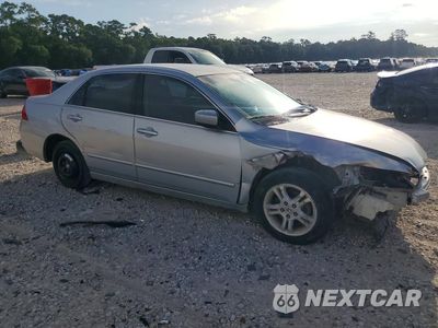 Czwarte zdjęcie samochodu z boku: 2006 HONDA ACCORD SE VIN:1HGCM56306A088682 - miniatura