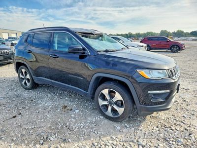 Czwarte zdjęcie samochodu z boku: 2018 JEEP COMPASS LATITUDE VIN:3C4NJDBB2JT113882 - miniatura