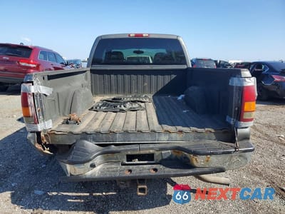 Zdjęcie 6 z 12 samochodu: 2002 CHEVROLET SILVERADO C1500 VIN:2GCEC19T521349338 - miniatura