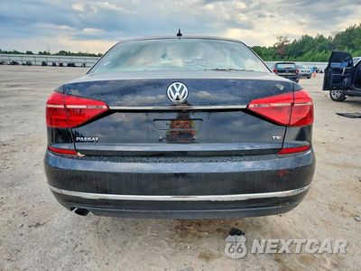 Zdjęcie 6 z 12 samochodu: 2016 VOLKSWAGEN PASSAT VIN:1VWAT7A38GC043763 - miniatura