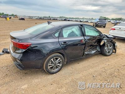 Trzecie zdjęcie samochodu z tyłu: 2024 KIA FORTE LXS VIN:3KPF24AD4RE840784 - miniatura