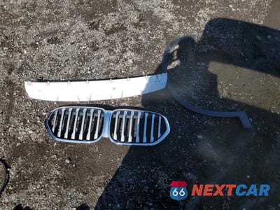 Zdjęcie 13 z 14 samochodu: 2021 BMW X1 XDRIVE28I VIN:WBXJG9C04M5S32449 - miniatura