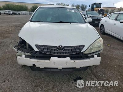 Piąte zdjęcie samochodu w środku: 2003 TOYOTA CAMRY LE VIN:4T1BE32K93U188116 - miniatura