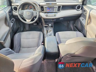 Zdjęcie 8 z 13 samochodu: 2013 TOYOTA RAV4 XLE VIN:2T3RFREV1DW029796 - miniatura