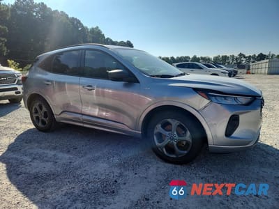 Czwarte zdjęcie samochodu z boku: 2024 FORD ESCAPE ST LINE VIN:1FMCU0MN8RUB03191 - miniatura