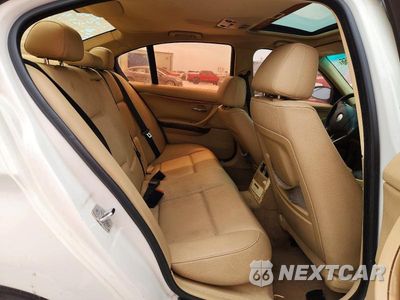 Zdjęcie 10 z 12 samochodu: 2006 BMW 325 I AUTOMATIC VIN:WBAVB17596NK37716 - miniatura