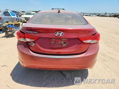 Zdjęcie 6 z 12 samochodu: 2013 HYUNDAI ELANTRA GLS VIN:5NPDH4AEXDH175859 - miniatura