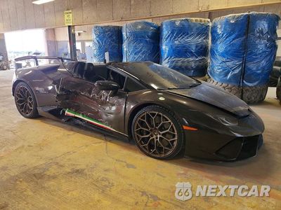 Czwarte zdjęcie samochodu z boku: 2018 LAMBORGHINI HURACAN PERFORMANTE VIN:ZHWUS4ZF0JLA10645 - miniatura