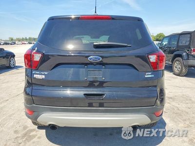 Zdjęcie 6 z 13 samochodu: 2019 FORD ESCAPE SE VIN:1FMCU9GD2KUA00250 - miniatura