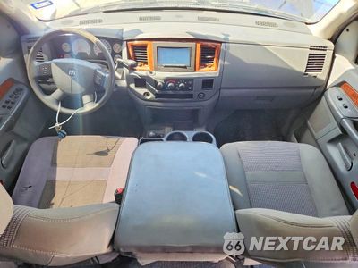 Zdjęcie 8 z 12 samochodu: 2006 DODGE RAM 2500 ST VIN:1D7KS28C96J154440 - miniatura
