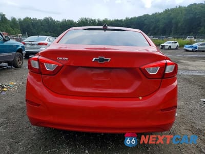 Zdjęcie 6 z 12 samochodu: 2018 CHEVROLET CRUZE LS VIN:1G1BC5SM0J7156943 - miniatura