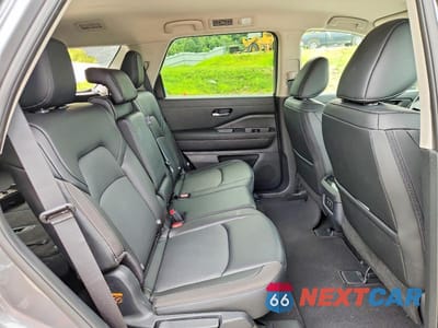 Zdjęcie 11 z 13 samochodu: 2026 NISSAN PATHFINDER SL VIN:5N1DR3CS7TC232289 - miniatura
