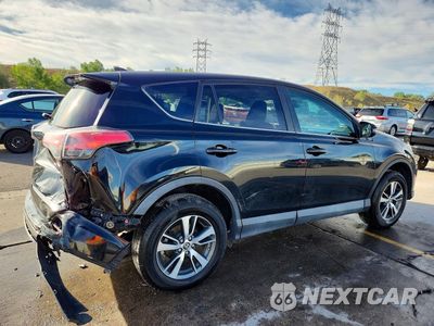 Trzecie zdjęcie samochodu z tyłu: 2018 TOYOTA RAV4 XLE VIN:2T3RFREV8JW792278 - miniatura