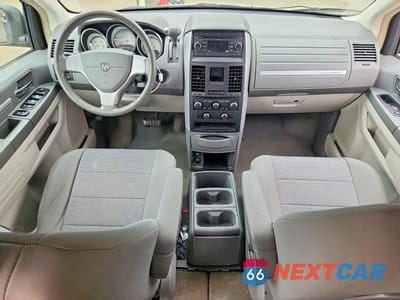 Zdjęcie 8 z 13 samochodu: 2008 DODGE GRAND CARAVAN SXT VIN:1D8HN54P08B162334 - miniatura