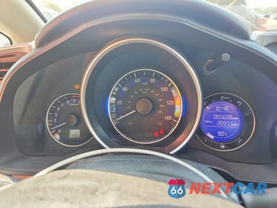 Zdjęcie 9 z 13 samochodu: 2016 HONDA FIT EX VIN:JHMGK5H74GX044378 - miniatura