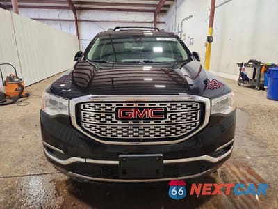 Piąte zdjęcie samochodu w środku: 2017 GMC ACADIA DENALI VIN:1GKKNXLS2HZ135301 - miniatura