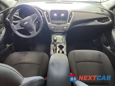 Zdjęcie 8 z 12 samochodu: 2021 CHEVROLET MALIBU LS VIN:1G1ZB5ST5MF016857 - miniatura