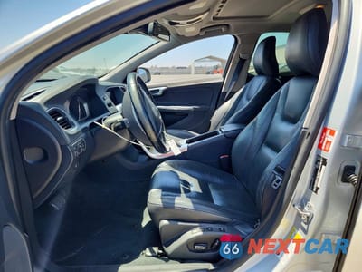Zdjęcie 7 z 12 samochodu: 2014 VOLVO S60 T5 VIN:YV1612FS8E2278792 - miniatura