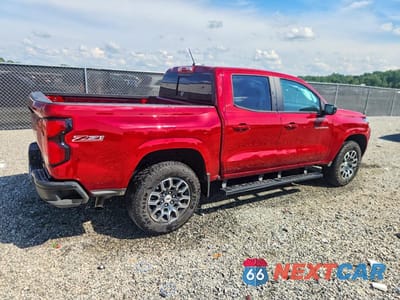Trzecie zdjęcie samochodu z tyłu: 2024 CHEVROLET COLORADO Z71 VIN:1GCPTDEK1R1300015 - miniatura