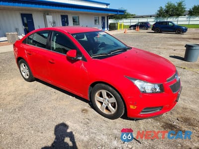 Czwarte zdjęcie samochodu z boku: 2014 CHEVROLET CRUZE LT VIN:1G1PC5SB6E7246592 - miniatura
