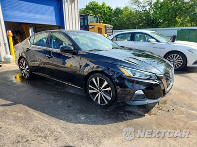 Czwarte zdjęcie samochodu z boku: 2019 NISSAN ALTIMA SR VIN:1N4BL4CV8KC255629 - miniatura