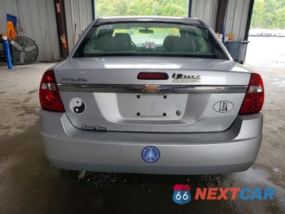 Zdjęcie 6 z 12 samochodu: 2004 CHEVROLET MALIBU VIN:1G1ZS52F44F226439 - miniatura