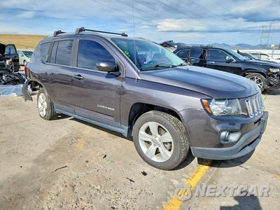 Czwarte zdjęcie samochodu z boku: 2015 JEEP COMPASS LATITUDE VIN:1C4NJDEB7FD162715 - miniatura