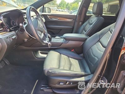 Zdjęcie 7 z 14 samochodu: 2019 CADILLAC XT5 PLATINUM VIN:1GYKNGRS3KZ212276 - miniatura