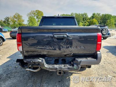 Zdjęcie 6 z 12 samochodu: 2025 TOYOTA TACOMA TRD SPORT VIN:3TMLB5JN3SM206069 - miniatura