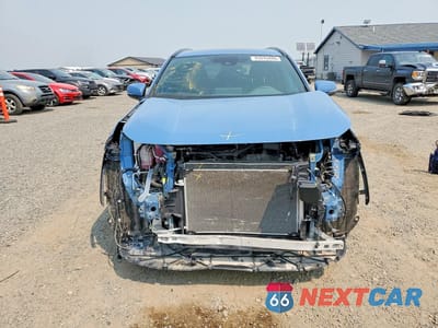 Piąte zdjęcie samochodu w środku: 2023 TOYOTA RAV4 SE VIN:4T3T6RFV9PU139147 - miniatura