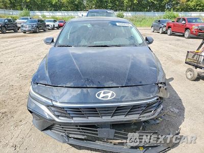 Piąte zdjęcie samochodu w środku: 2026 HYUNDAI ELANTRA LIMITED VIN:KMHLP4DG2TU119782 - miniatura