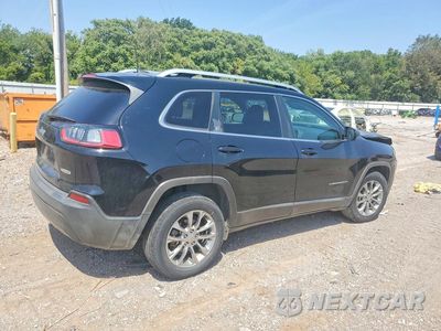 Trzecie zdjęcie samochodu z tyłu: 2019 JEEP CHEROKEE LATITUDE PLUS VIN:1C4PJLLB2KD151542 - miniatura