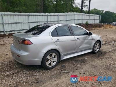 Trzecie zdjęcie samochodu z tyłu: 2013 MITSUBISHI LANCER SE VIN:JA32V2FW8DU017983 - miniatura