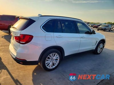 Trzecie zdjęcie samochodu z tyłu: 2015 BMW X5 XDRIVE50I VIN:5UXKR6C57F0J76429 - miniatura