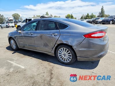 Drugie zdjęcie samochodu z przodu: 2014 FORD FUSION SE HYBRID VIN:3FA6P0LU2ER195519 - miniatura