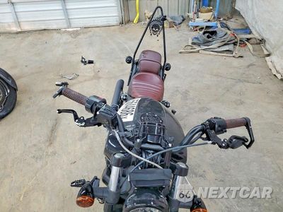 Piąte zdjęcie samochodu w środku: 2018 INDIAN MOTORCYCLE CO. SCOUT BOBBER VIN:56KMTB002J3128416 - miniatura