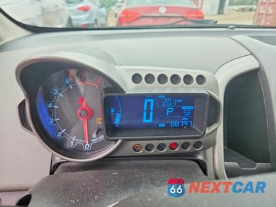 Zdjęcie 9 z 13 samochodu: 2014 CHEVROLET SONIC LT VIN:1G1JC6SH0E4166884 - miniatura