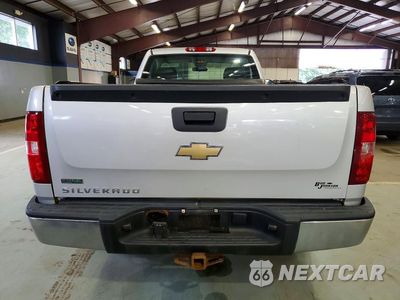 Zdjęcie 6 z 13 samochodu: 2011 CHEVROLET SILVERADO K1500 VIN:1GCNKPE06BF115767 - miniatura