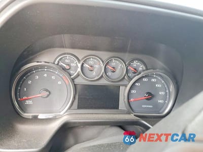 Zdjęcie 9 z 12 samochodu: 2021 CHEVROLET TAHOE C1500 VIN:1GNSCLED8MR372188 - miniatura