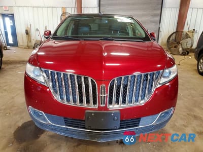 Piąte zdjęcie samochodu w środku: 2013 LINCOLN MKX VIN:2LMDJ8JK9DBL48946 - miniatura