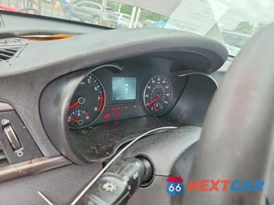 Zdjęcie 9 z 12 samochodu: 2017 KIA OPTIMA LX VIN:5XXGT4L35HG139960 - miniatura