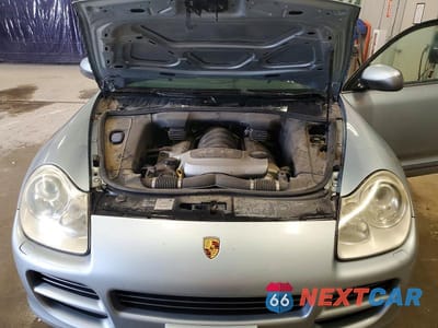 Zdjęcie 12 z 13 samochodu: 2006 PORSCHE CAYENNE S VIN:WP1AB29P96LA67762 - miniatura