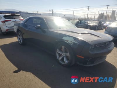Czwarte zdjęcie samochodu z boku: 2015 DODGE CHALLENGER SXT VIN:2C3CDZATXFH703449 - miniatura