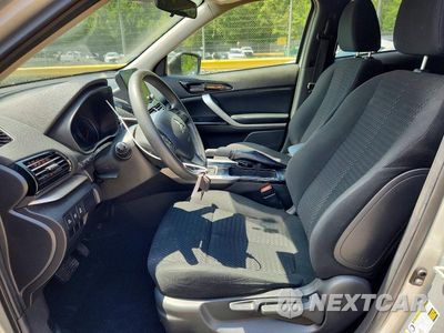 Zdjęcie 7 z 14 samochodu: 2023 MITSUBISHI ECLIPSE CROSS LE VIN:JA4ATVAAXPZ003911 - miniatura