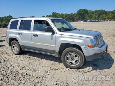 Czwarte zdjęcie samochodu z boku: 2012 JEEP PATRIOT SPORT VIN:1C4NJRBB3CD625303 - miniatura